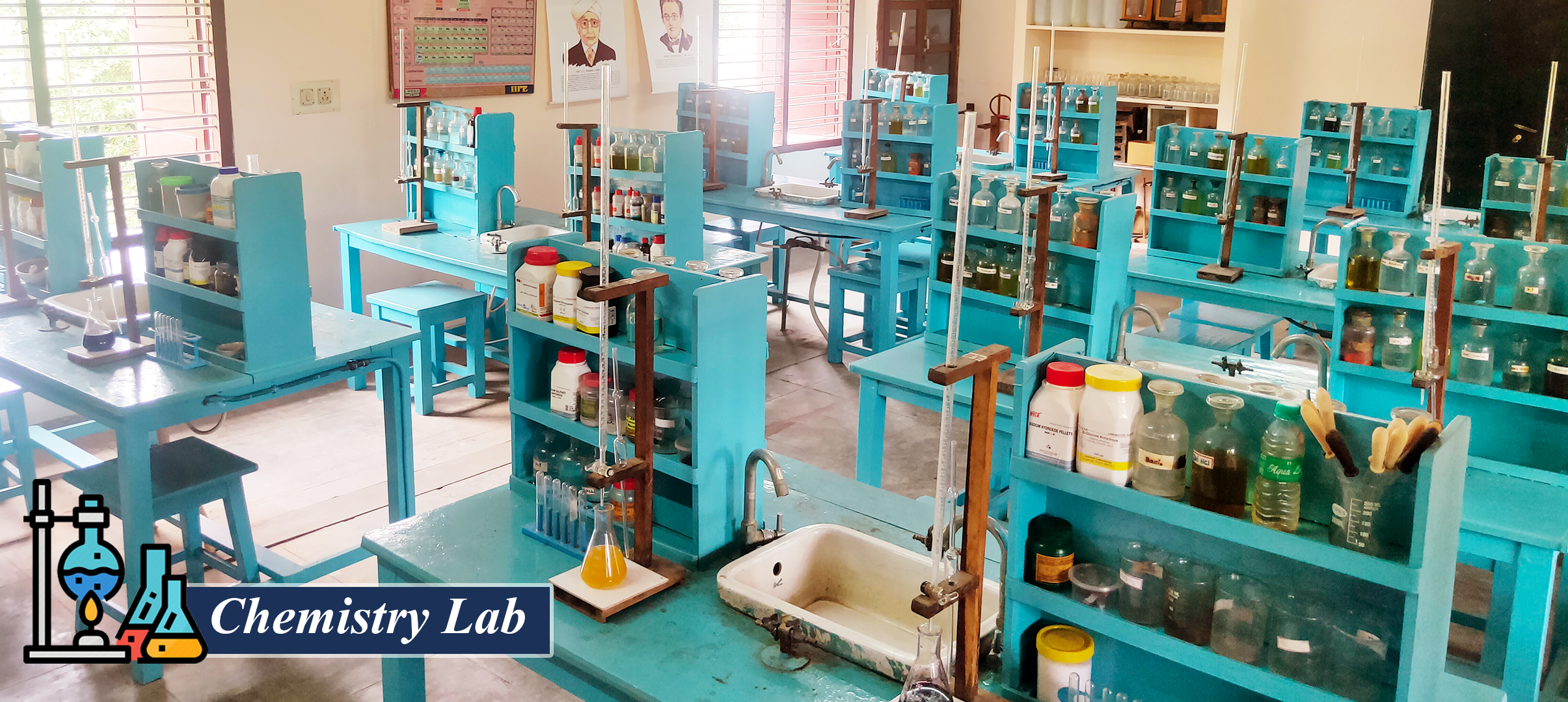 Adarsh vidya Kendra school -avk school-chemistry laboratory
